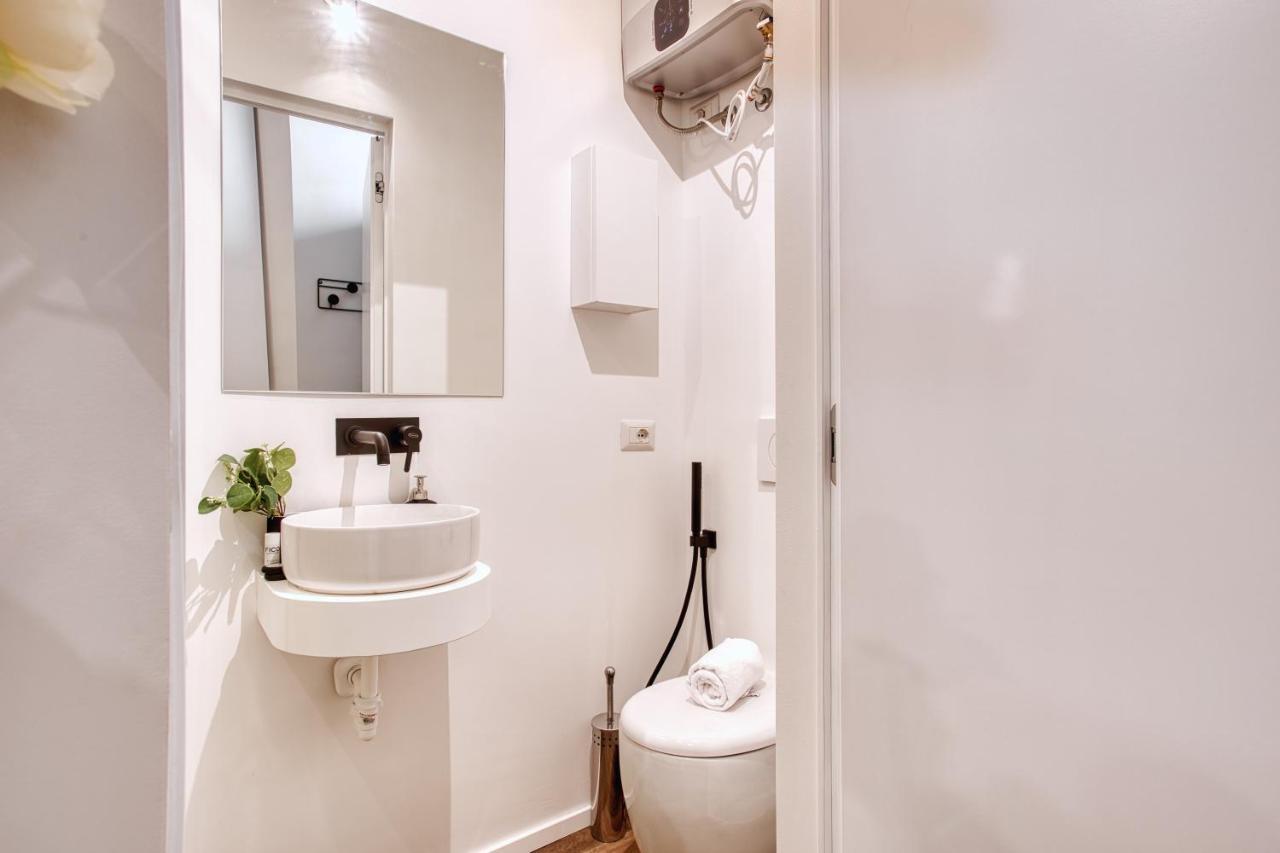 Joivy Delightful 1-Bed Flat In The Centre Of Milan Appartement Buitenkant foto