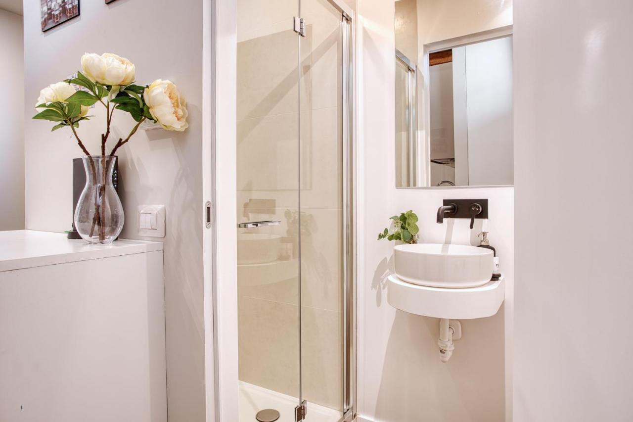 Joivy Delightful 1-Bed Flat In The Centre Of Milan Appartement Buitenkant foto